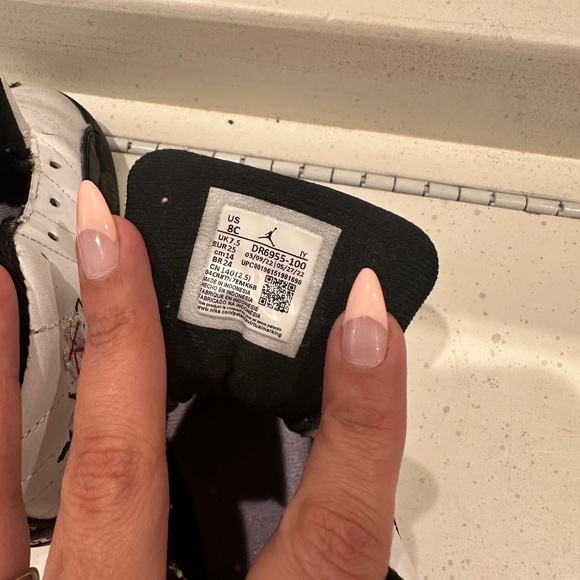 Air Jordan 12 Retro GS Floral 8c Kids - Picture 5 of 6